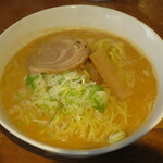 濃厚味噌 海老らーめん さかえ屋 - 濃厚味噌らーめん　麺大盛