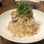 創作麺工房 鳴龍 - 「しらす冷やっこ」300円