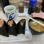 おにぎり ぼんご - ようやく食べられます