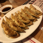 高知名物屋台餃子 一屋 - 