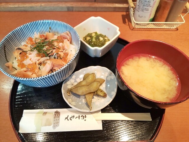 炭火焼食事処　マルヨシ越田（炭火焼魚食事処こした） - 青森（日本料理）の写真