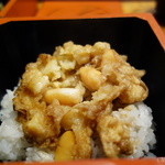 みかわ 是山居 - 2012.07.02：〆の貝柱かき揚げ天丼の「貝柱」