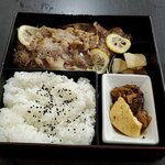 茶舗かおり - 牛肉カルビ焼き全景