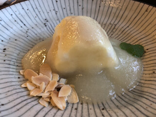 ふりこ茶房 - カスタードクリーム