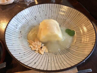 ふりこ茶房 - カスタードクリーム