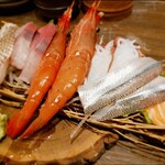 嵐を呼ぶ漁師小屋 - 