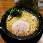 横浜家系ラーメン 久米川商店 - ラーメン