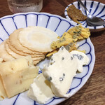 朝めし酒場 ナニコレ食堂 - 