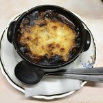 がばちょ - 洋風牛スジ煮込みグラタン（550円）