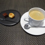 レストラン ラ・フロレゾン・ドゥ・タケウチ - 