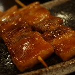 炭火やBB  - 秘伝味噌豚串焼