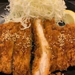 松のや - わらじロースかつ定食（¥790） のパーシャルクロスセクション！