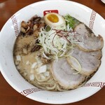 らーめん弥七 - 醤油ちゃーしゅー麺(1010円)