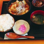 居食庵 えにしや - もつ煮定食!(ランチ)