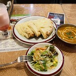 Danachura - 日替わりの鶏肉とタケノコのカレー　割とバターチキンみたいな風味