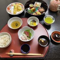 うなぎ ふぐ 懐石 日比野 - 桶膳