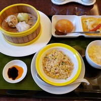 中国料理 王宮 - 料理長特製海鮮カレーランチ