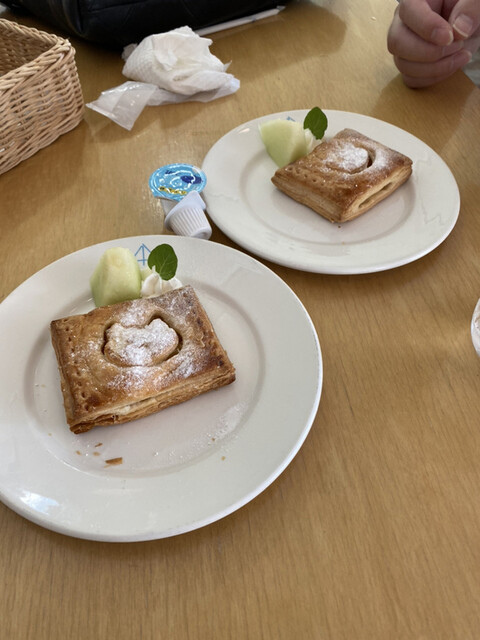 4匹の猫 ヨンヒキノネコ 新青森 カフェ 食べログ 4匹の猫 ヨンヒキノネコ 新青森 カフェ 食べログ