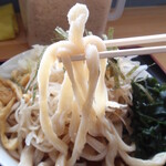 手打ちうどん ろくでなし - こちらはモチモチ麺