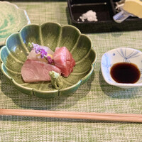 てんぷら天英 - タイ、シマアジ、マグロのトロ