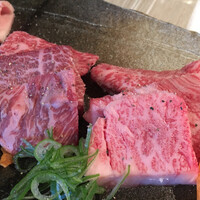 薩摩焼肉　黒桜 - A5ランク黒毛和牛特選盛り合わせ④