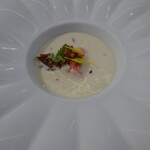ビストロ ダイア - じゃがいもの冷製スープ ヴィシソワーズ 鳥取県境港産ズワイガニ
