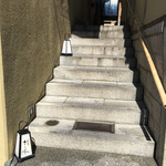 祇園 さゝ木 - 玄関に続く階段