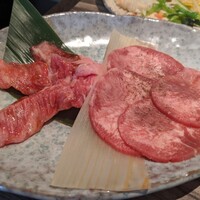 焼肉 べこ亭 たまプラーザ本店 - 