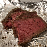 信濃屋 - モモもローストビーフに