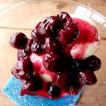 なちゅらるーちぇ - 甘酒と豆乳のアイス　ブルーベリーソース
