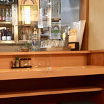 義仲 - 可動式アクリル板