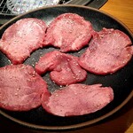 Yakiniku Ibushiya - タン塩