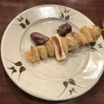 鳥つね自然洞 - ハツ・皮