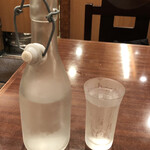 鳥つね自然洞 - 月山の仕込み水