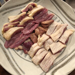 鳥つね自然洞 - 比内地鶏と名古屋コーチン