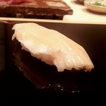 青空 - 絶品蒸し鮑、コレの次郎系のスペシャリティー。