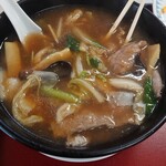 青龍 - 八宝湯麺 1060円　具たち