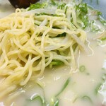 こんなもんじゃ - とんこつラーメン 麺ドアップ