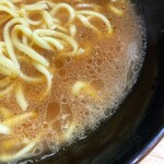 巓 - キレのある醤油感のスープ。