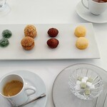 L'ORANGERIE - 左からキウイのパートドフリュイ♡コーヒーマカロン♡フィナンシェ♡オレンジケーキ