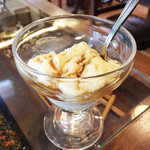 Ceylon Inn - 米粉のデザート。バニラの味が濃厚