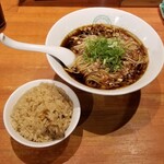麺屋 六感堂 - 冷製 山椒ブラック＋舞茸の炊き込みご飯