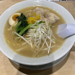 Marugen Ramen - ゆず香る鶏の白湯ラーメン