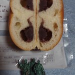 ドトールコーヒーショップ - つぶあんぱん 170円　断面