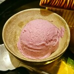 蓬左茶寮 - 巨峰のアイスクリーム