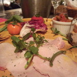 ビストロ椿 - 前菜の盛り合わせ　黄金豚のジャンボン