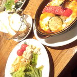 シーズン - ランチ　夏野菜とラグーのグラタン