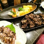 Akadori Sumiyaki Daiyasu - もも焼き、たまご焼き、鶏刺し