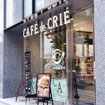 CAFE de CRIE - 店舗前