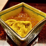 道人 - 雲丹とイクラご飯～新筋子に名残りの由良の赤雲丹、大好きな嬉しい赤雲丹の下には酢飯。